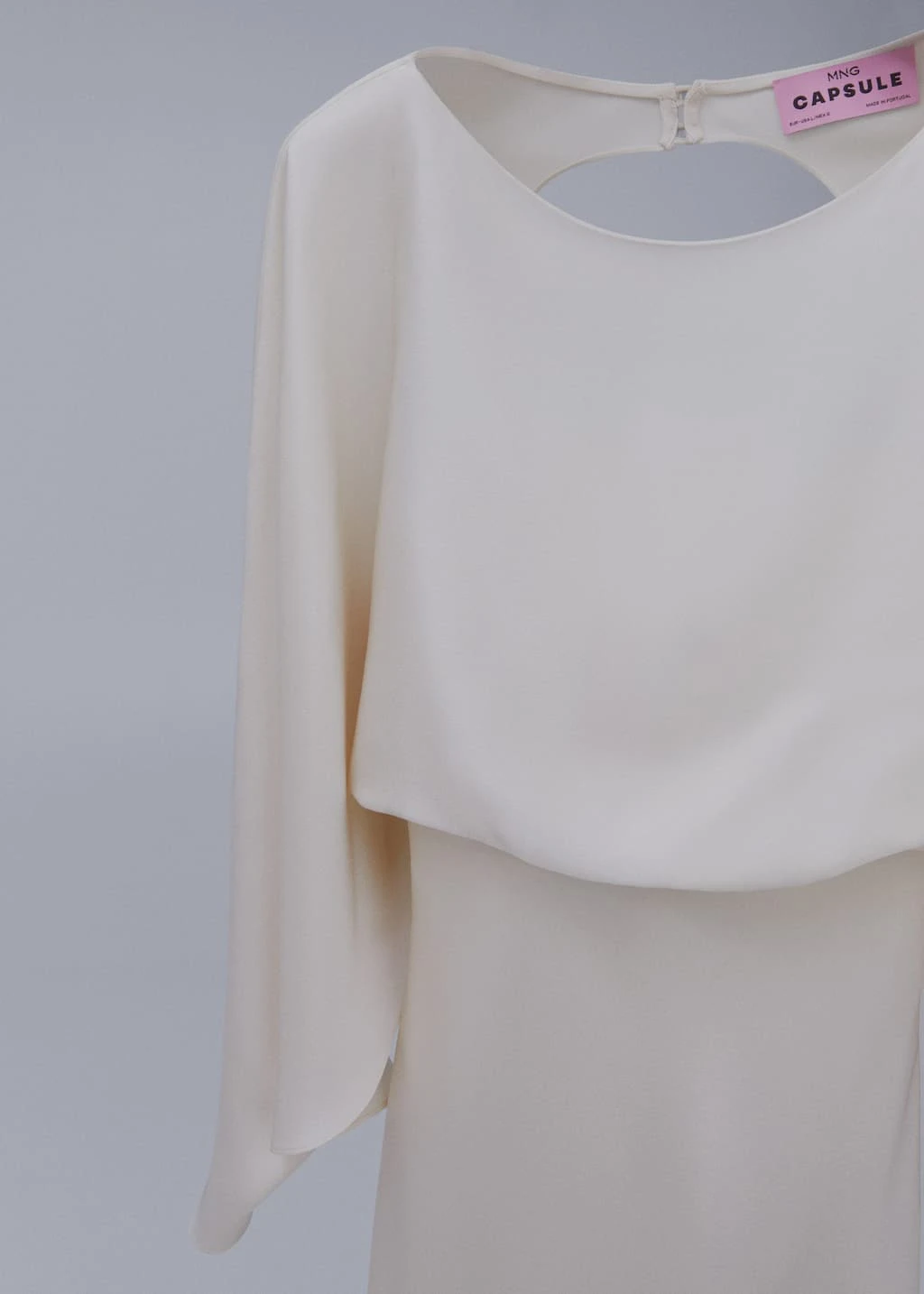 Robe Style Lingerie Détail Cape 6 Robe Style Lingerie Détail Cape – Image 6