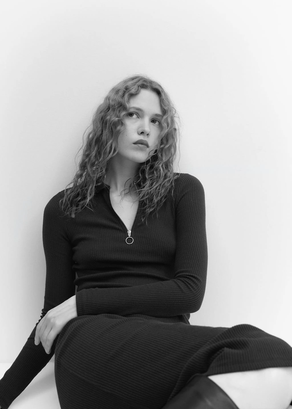 Robe Décolleté Zippé 12 Robe Décolleté Zippé – Image 12